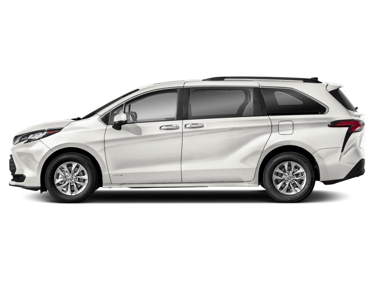 2022 Toyota Sienna Vehicle Photo in Trevose, PA 19053