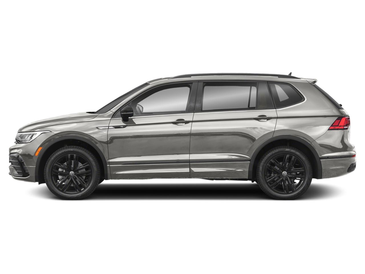 2022 Volkswagen Tiguan Vehicle Photo in MIAMI, FL 33172-3015