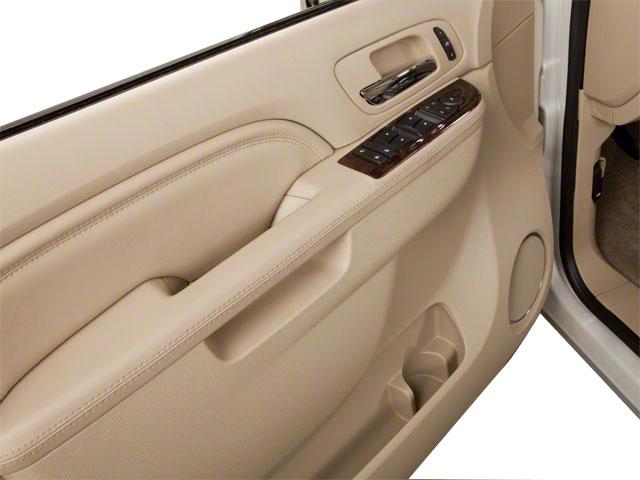 2010 Cadillac Escalade ESV Vehicle Photo in CORPUS CHRISTI, TX 78412-4902