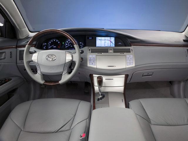 2010 Toyota Avalon Vehicle Photo in Trevose, PA 19053