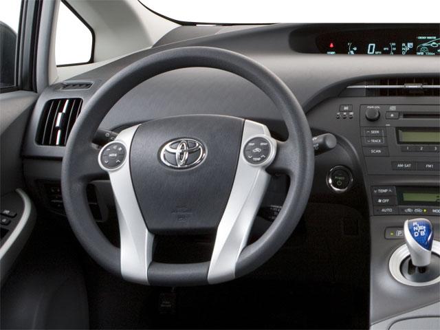 2010 Toyota Prius Vehicle Photo in VALENCIA, CA 91355-1705