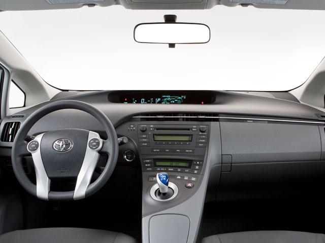 2010 Toyota Prius Vehicle Photo in VALENCIA, CA 91355-1705