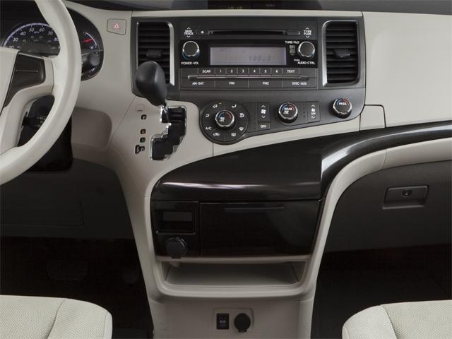 2011 Toyota Sienna Vehicle Photo in Corpus Christi, TX 78415