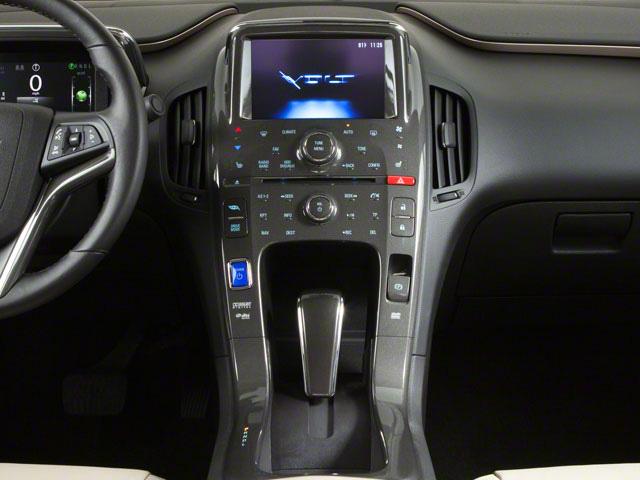 2012 Chevrolet Volt Vehicle Photo in Cedar Rapids, IA 52402