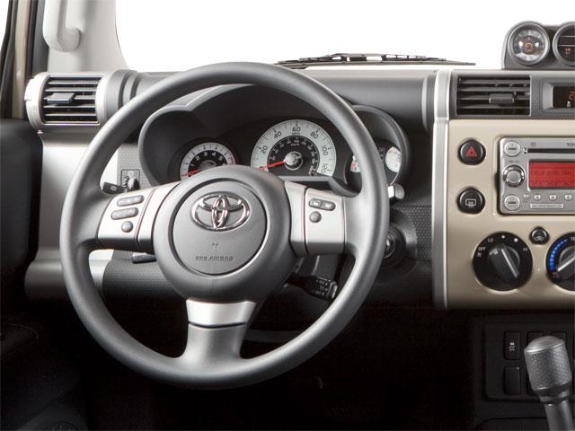 2012 Toyota FJ Cruiser Vehicle Photo in San Antonio, TX 78238