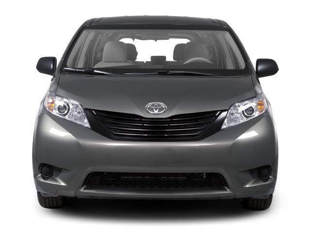 2012 Toyota Sienna Vehicle Photo in Plainfield, IL 60586