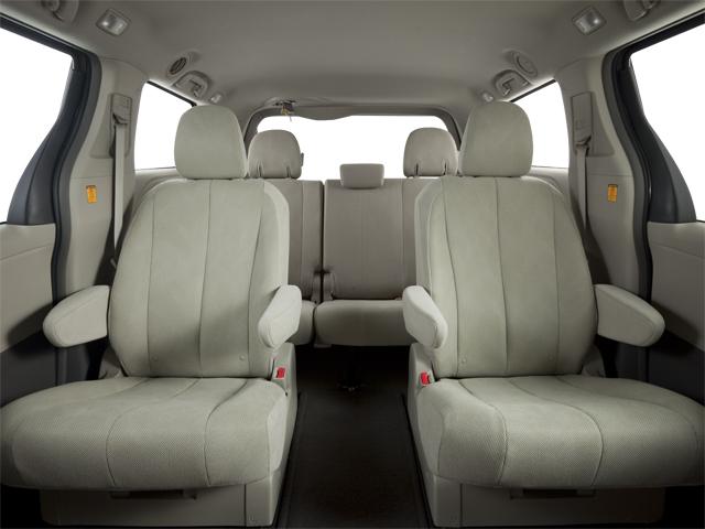 2012 Toyota Sienna Vehicle Photo in Plainfield, IL 60586