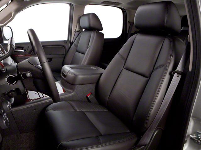 2013 Chevrolet Tahoe Vehicle Photo in BOONVILLE, IN 47601-9633