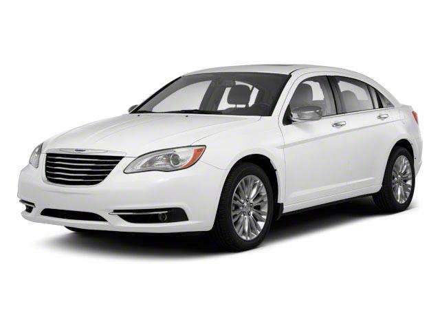 2013 Chrysler 200 Vehicle Photo in MEDINA, OH 44256-9631