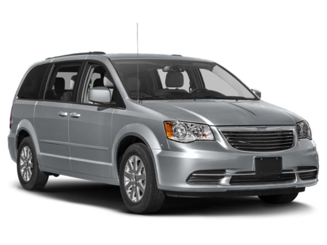 2014 Chrysler Town & Country Vehicle Photo in Plainfield, IL 60586