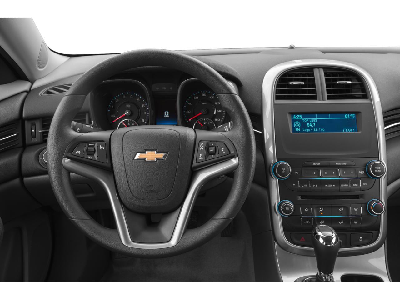 2015 Chevrolet Malibu Vehicle Photo in Oshkosh, WI 54904