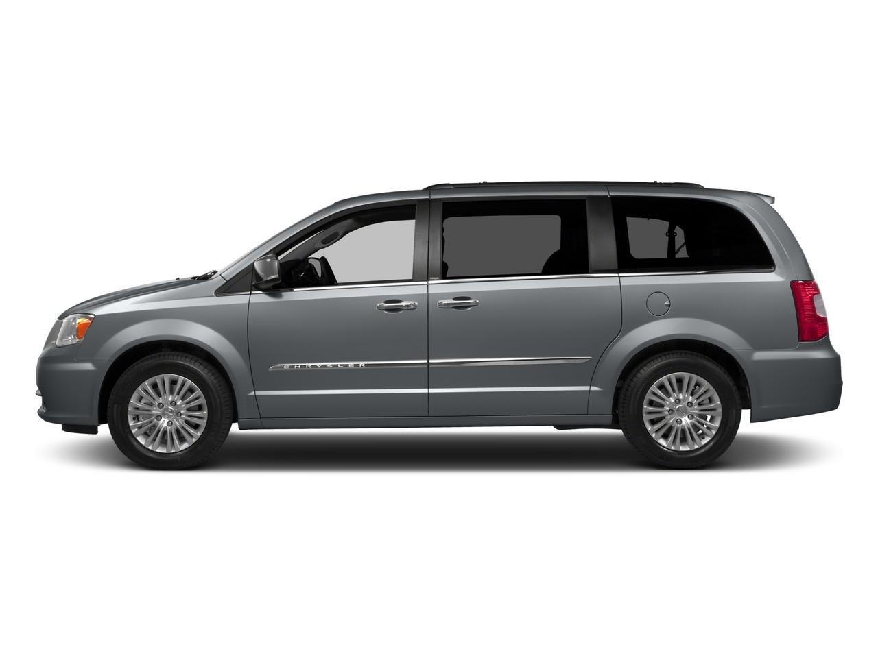 2015 Chrysler Town & Country Vehicle Photo in ELYRIA, OH 44035-6349