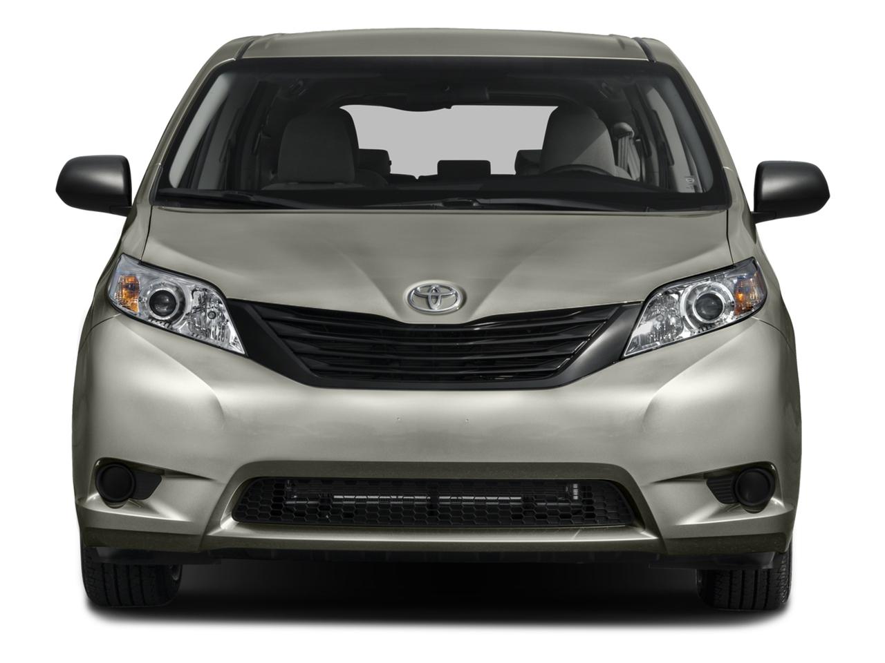 2015 Toyota Sienna Vehicle Photo in Salem, OR 97301