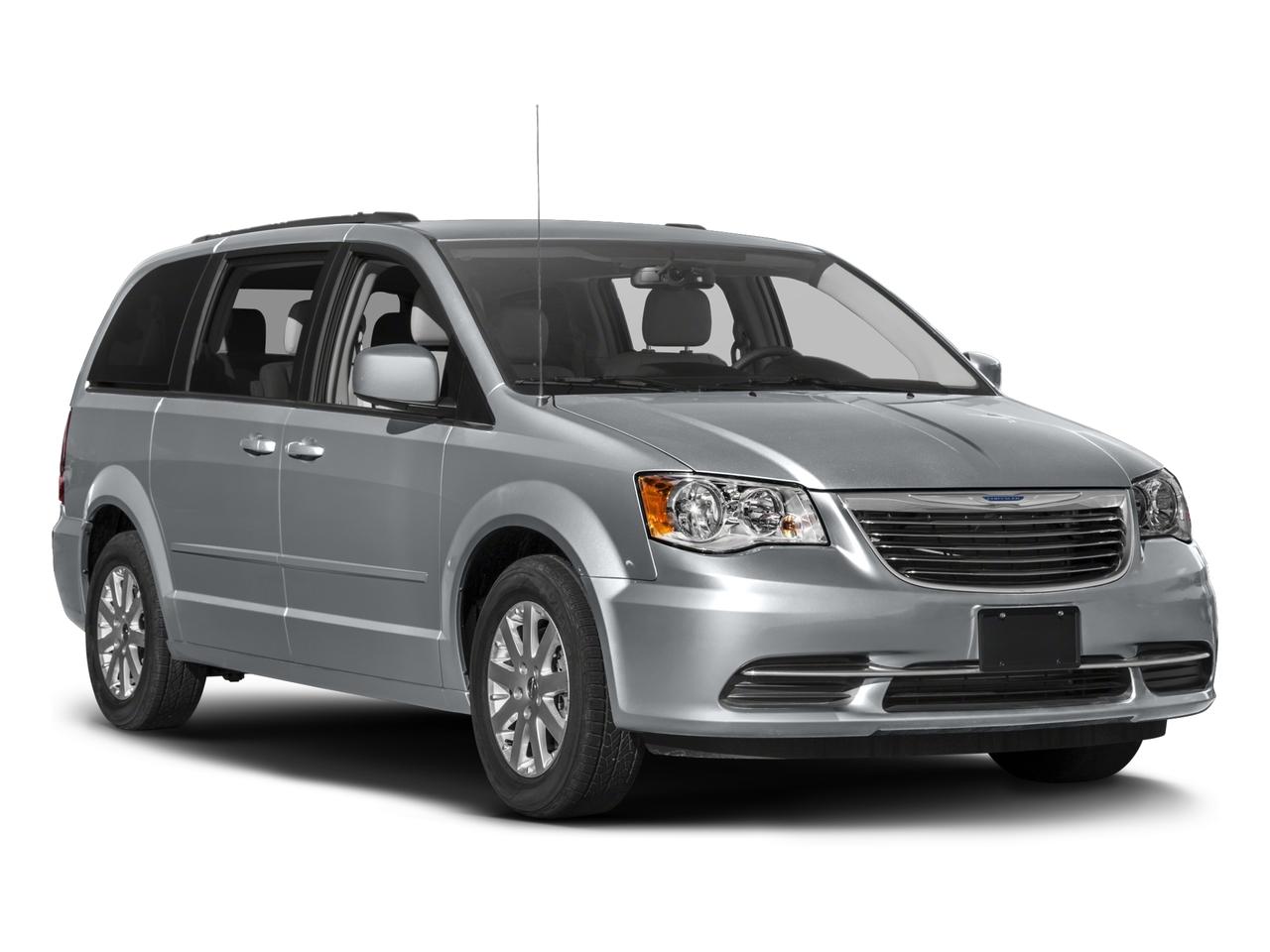 2016 Chrysler Town & Country Vehicle Photo in GOLDEN, CO 80401-3850