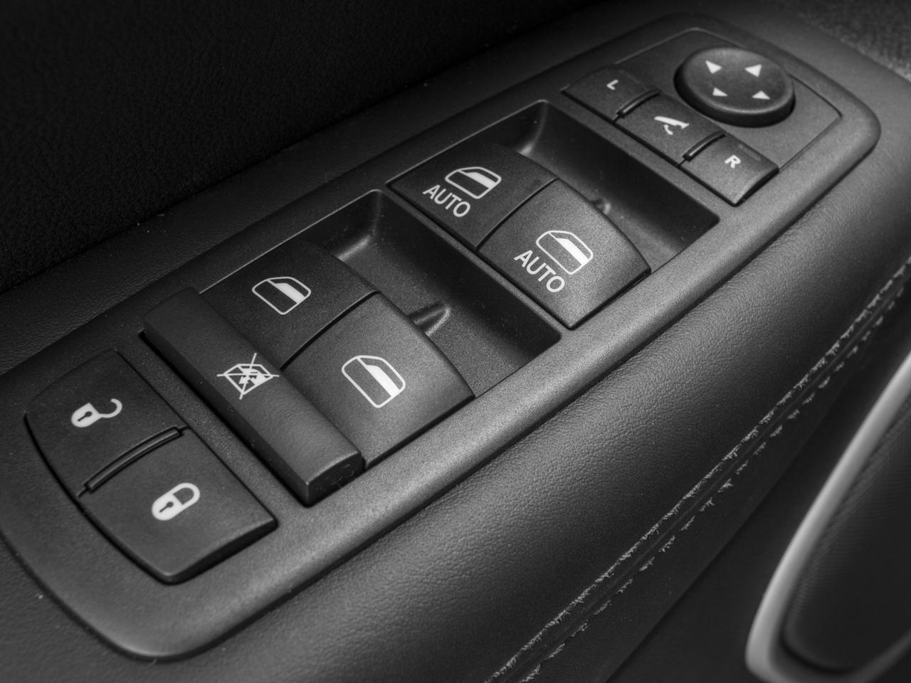 2016 Jeep Grand Cherokee Vehicle Photo in OAK LAWN, IL 60453-2517