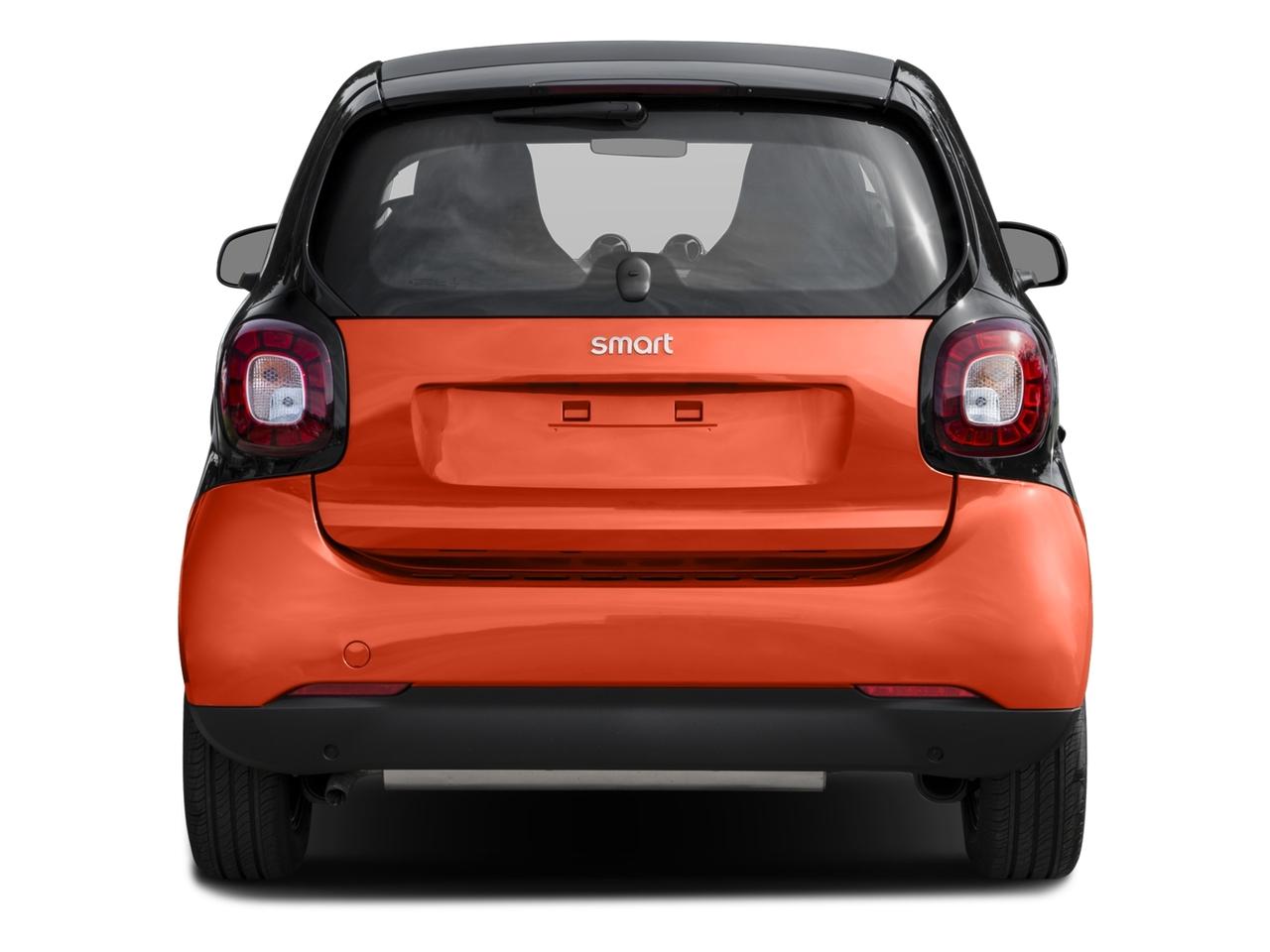 2016 smart fortwo Vehicle Photo in ELYRIA, OH 44035-6349