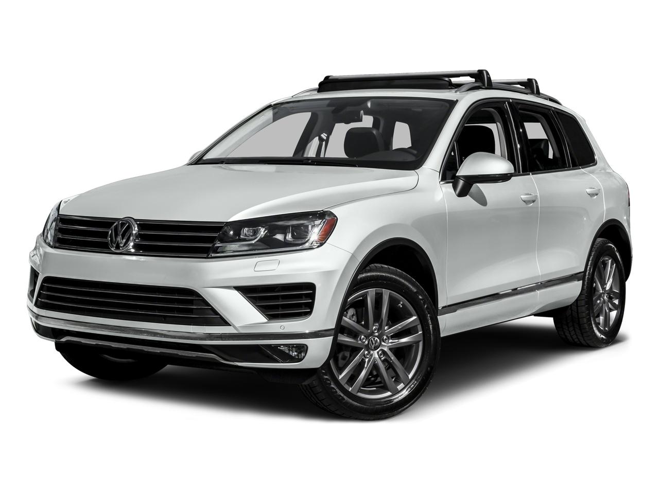 2016 Volkswagen Touareg Vehicle Photo in Marion, IA 52302