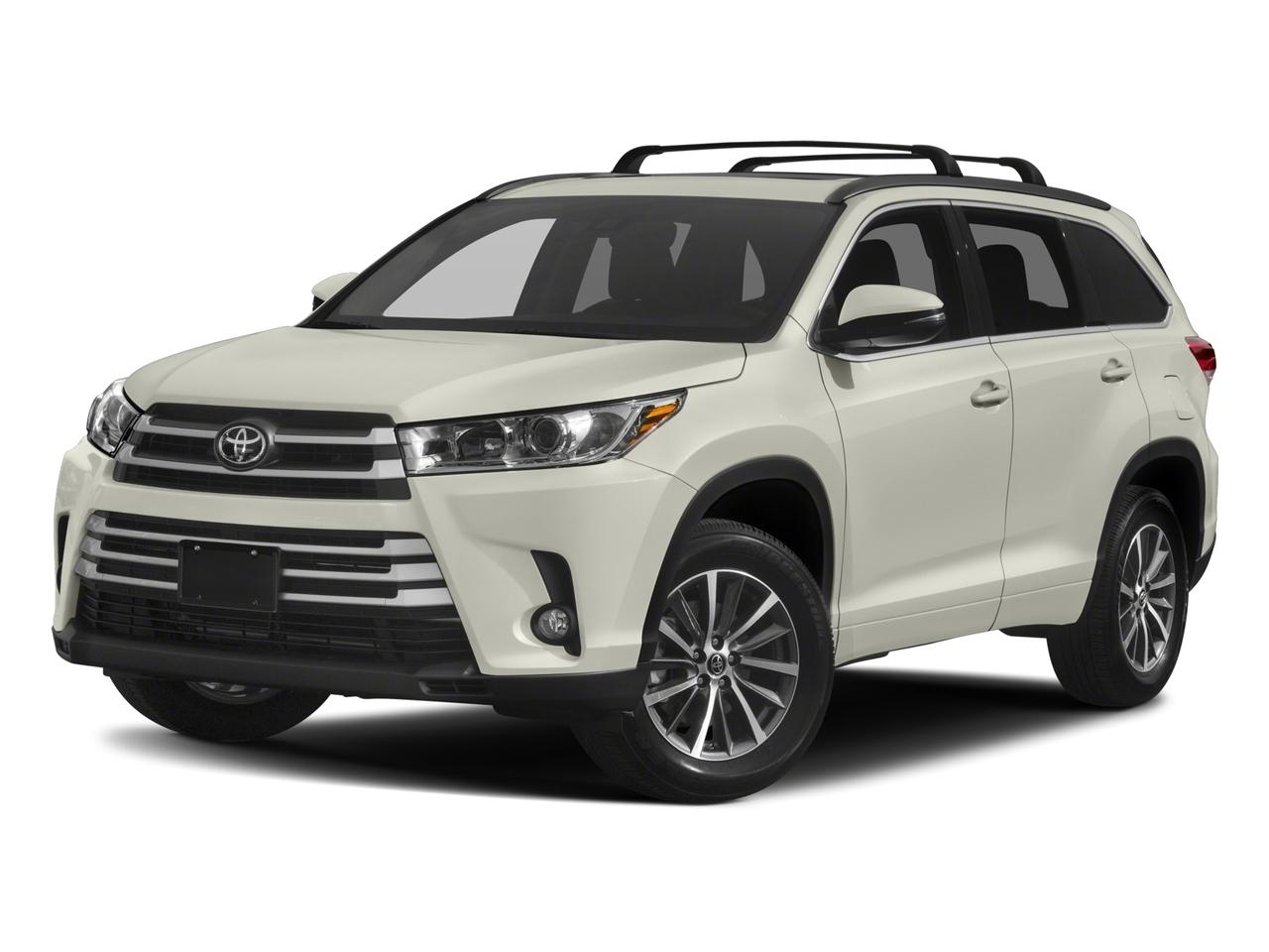 2017 Toyota Highlander Vehicle Photo in BOONVILLE, IN 47601-9633