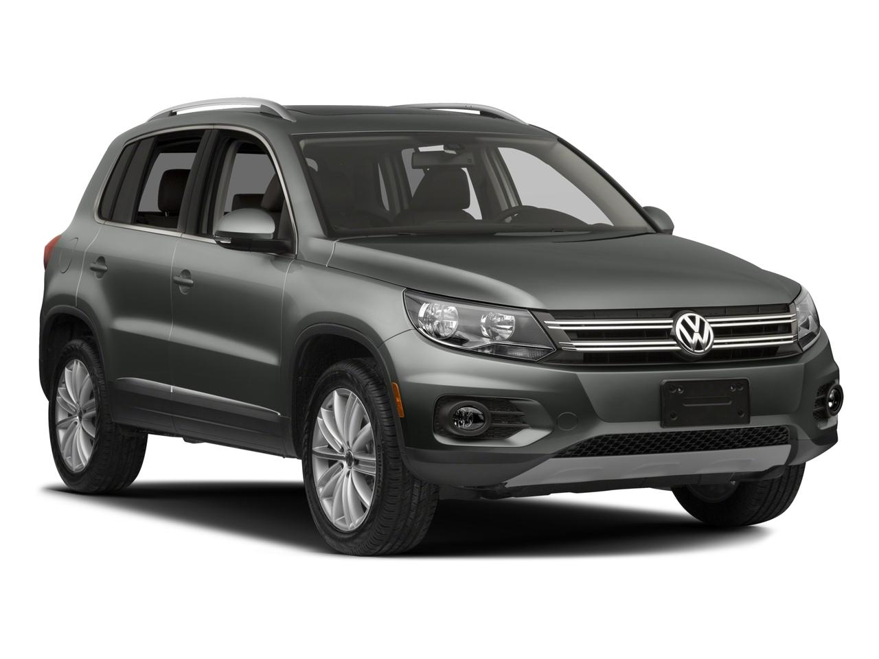 2017 Volkswagen Tiguan Vehicle Photo in GREENACRES, FL 33463-3207