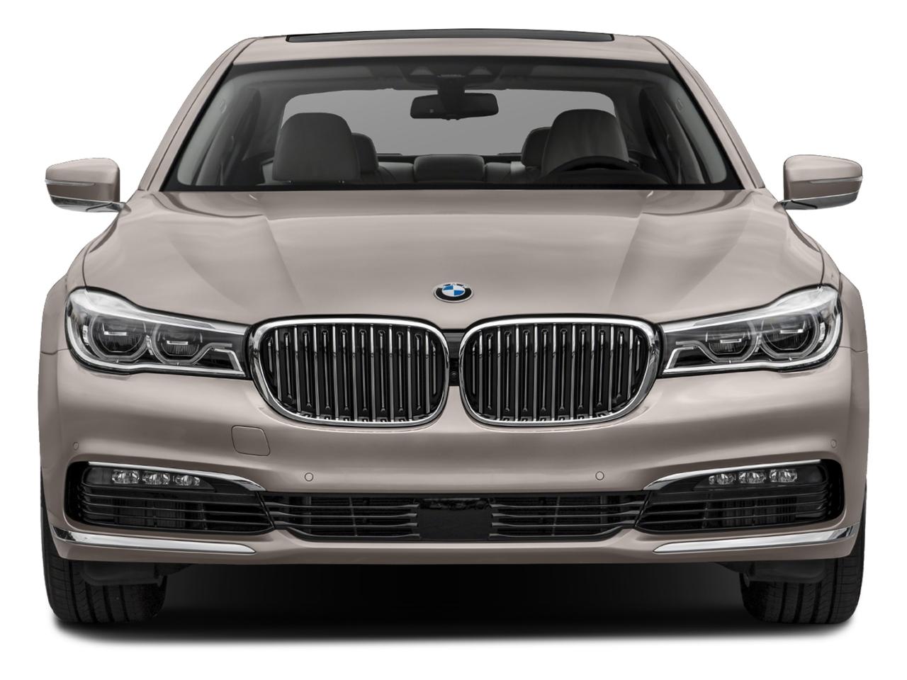 2018 BMW 750i Vehicle Photo in Saint Charles, IL 60174