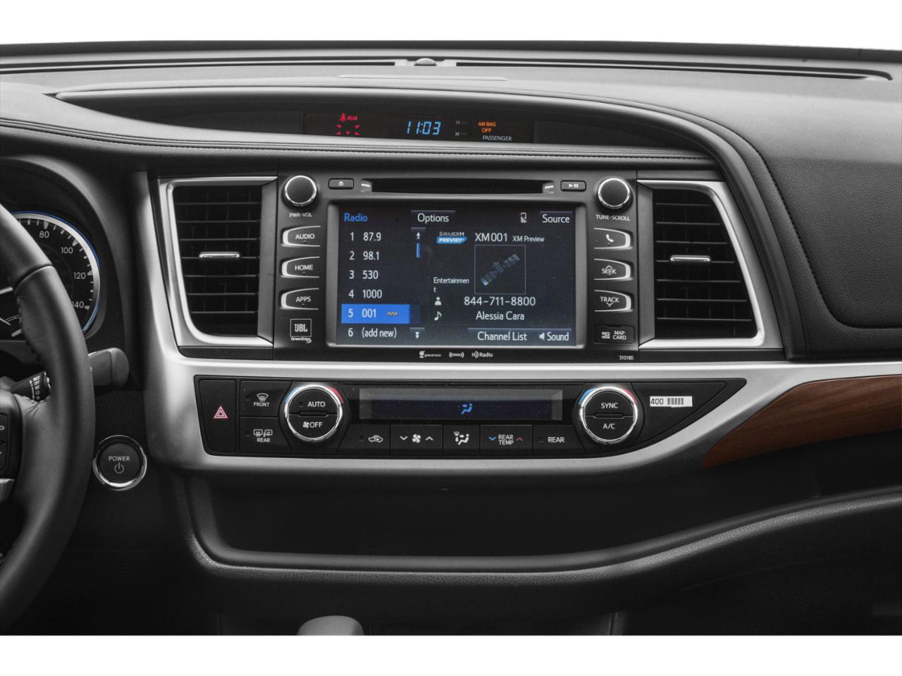 2019 Toyota Highlander Vehicle Photo in Tustin, CA 92782