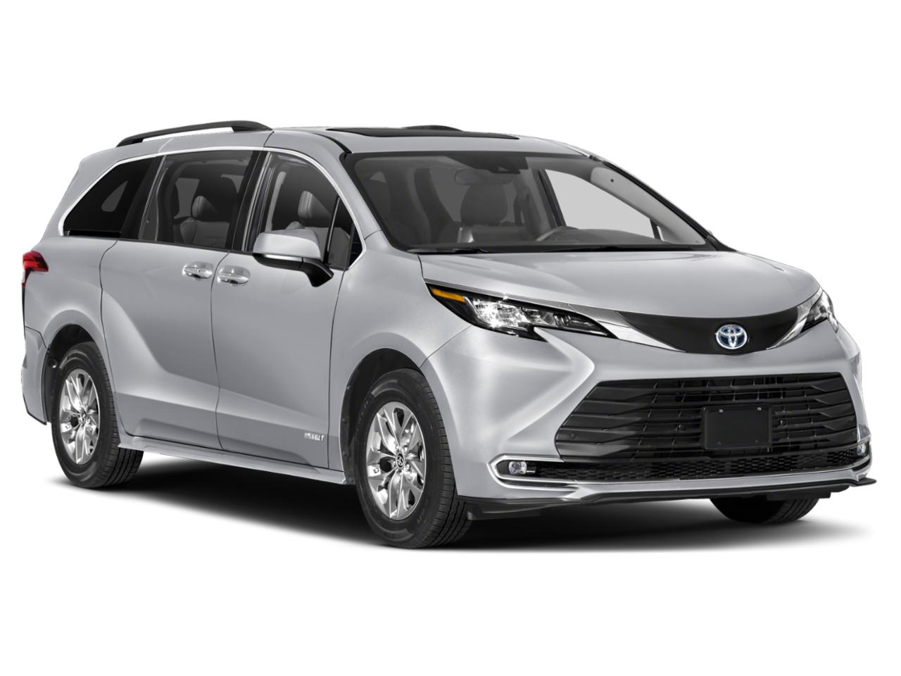 2023 Toyota Sienna Vehicle Photo in Auburn, AL 36832-6638