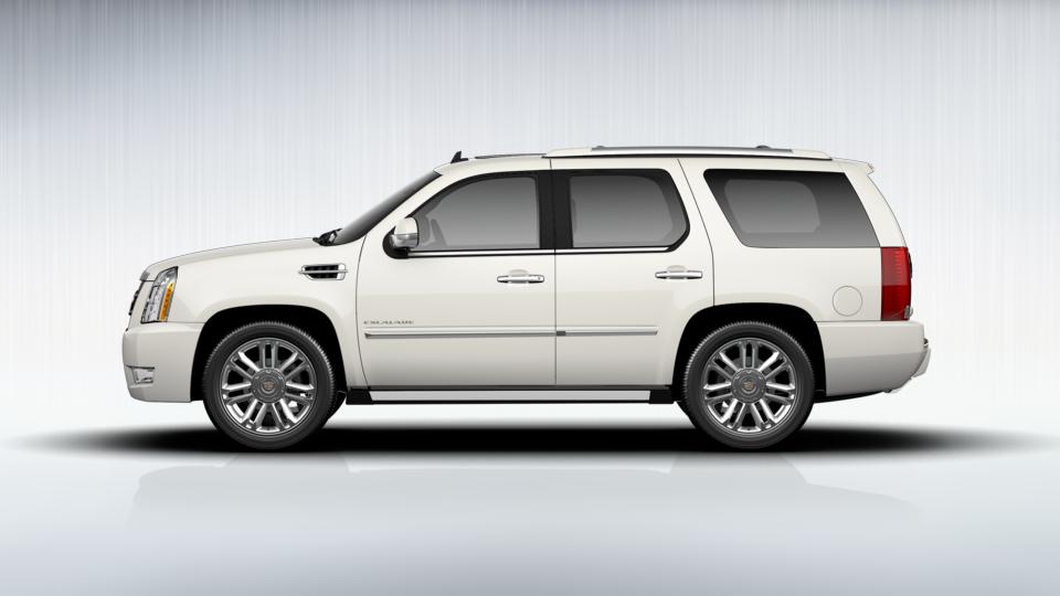 2012 Cadillac Escalade Vehicle Photo in GRAND BLANC, MI 48439-8139