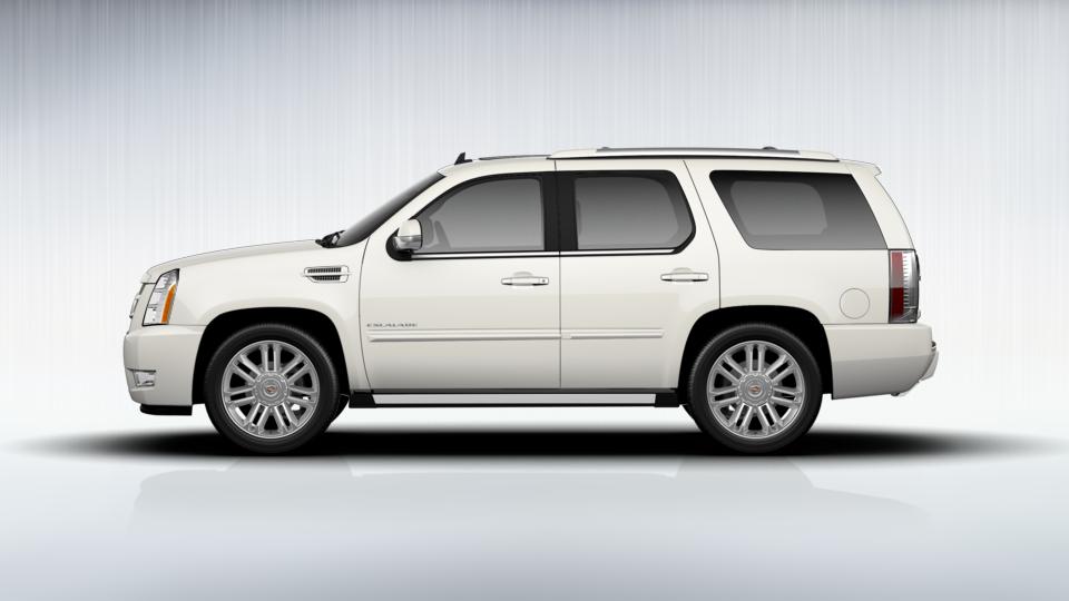 2012 Cadillac Escalade Vehicle Photo in NORWOOD, MA 02062-5222