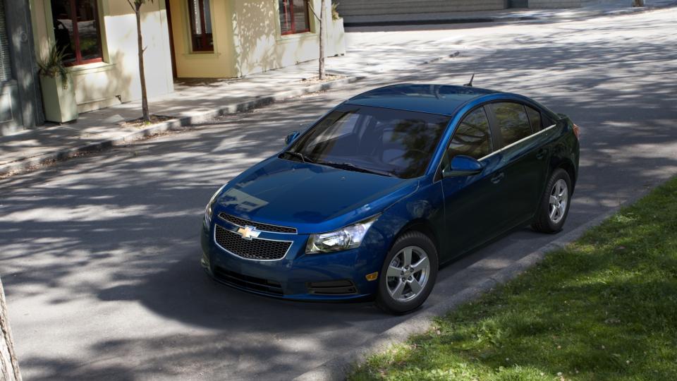 2013 Chevrolet Cruze Vehicle Photo in COLUMBIA, MO 65203-3903