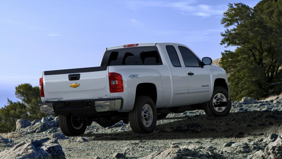 2013 Chevrolet Silverado 2500 HD Vehicle Photo in Akron, OH 44312