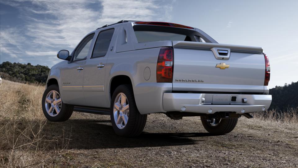 2013 Chevrolet Avalanche Vehicle Photo in GREENACRES, FL 33463-3207