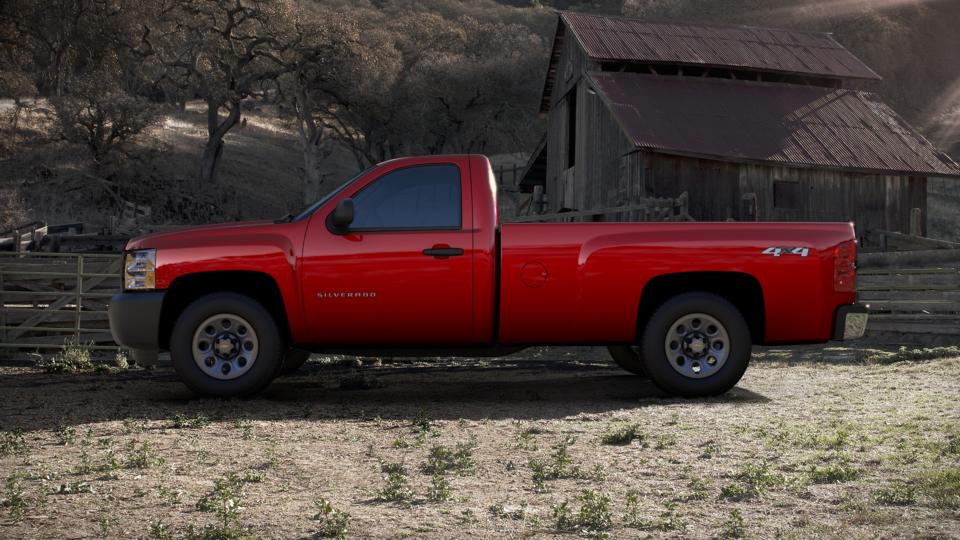 2013 Chevrolet Silverado 1500 Vehicle Photo in BATTLE CREEK, MI 49037-8454