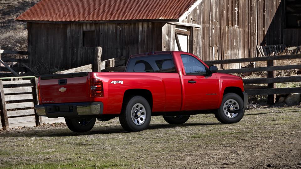 2013 Chevrolet Silverado 1500 Vehicle Photo in BATTLE CREEK, MI 49037-8454