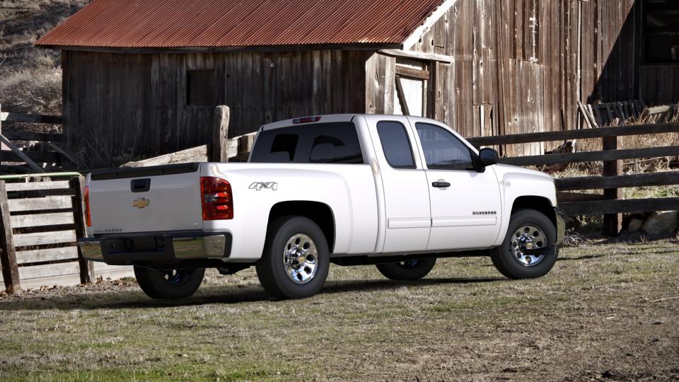 2013 Chevrolet Silverado 1500 Vehicle Photo in PUYALLUP, WA 98371-4149