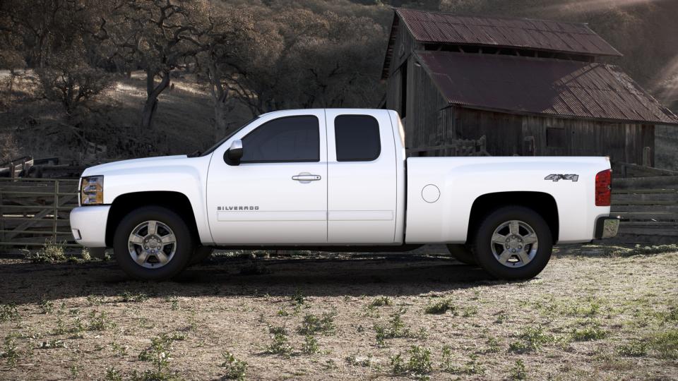 2013 Chevrolet Silverado 1500 Vehicle Photo in MEDINA, OH 44256-9001