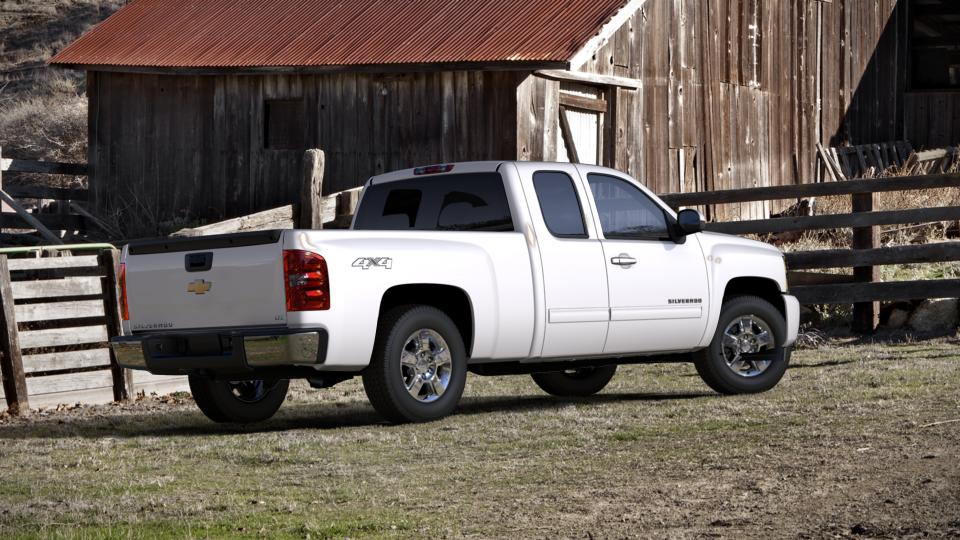 2013 Chevrolet Silverado 1500 Vehicle Photo in MEDINA, OH 44256-9001