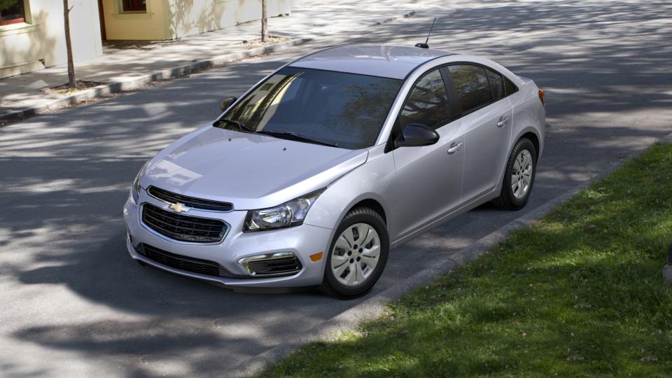 Used 2015 Chevrolet Cruze LS with VIN 1G1PA5SGXF7208513 for sale in Mcminnville, OR