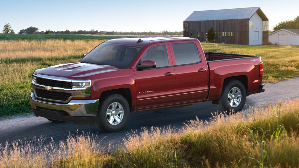 2017 Chevrolet Silverado 1500 Vehicle Photo in MANHATTAN, KS 66502-5036