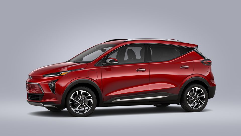 Used 2022 Chevrolet Bolt EUV Premier with VIN 1G1FZ6S09N4110201 for sale in Castroville, TX