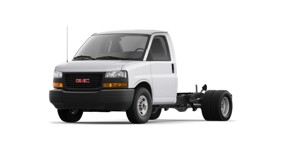 2024 GMC Savana Commercial Cutaway Vehicle Photo in EASTON, PA 18045-2341