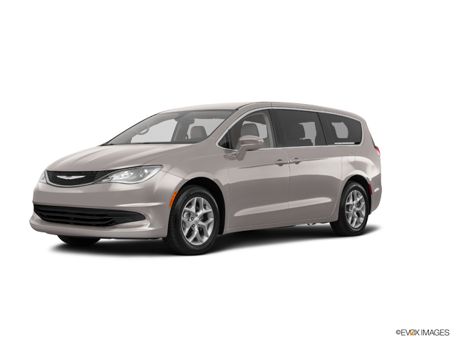 2017 Chrysler Pacifica Vehicle Photo in KANSAS CITY, MO 64114-4545