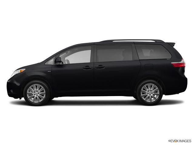 2017 Toyota Sienna Vehicle Photo in Trevose, PA 19053