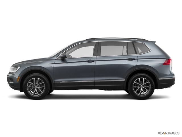 2020 Volkswagen Tiguan Vehicle Photo in Kansas City, MO 64114