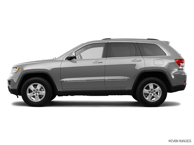 2011 Jeep Grand Cherokee Vehicle Photo in KANSAS CITY, MO 64114-4545