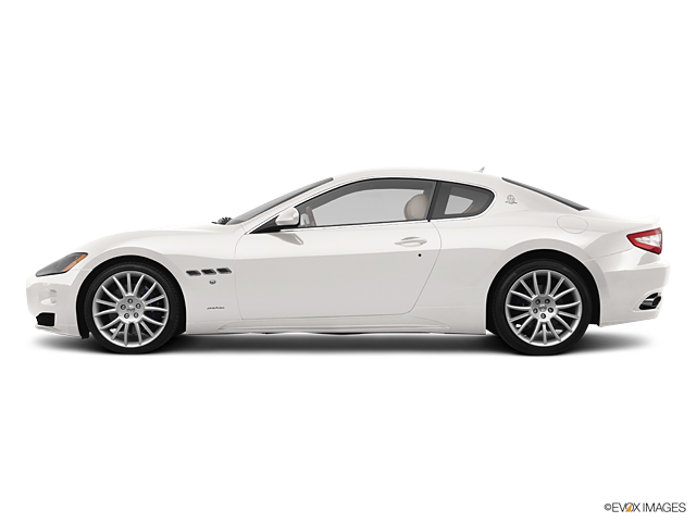 2012 Maserati GranTurismo Convertible Vehicle Photo in Willow Grove, PA 19090