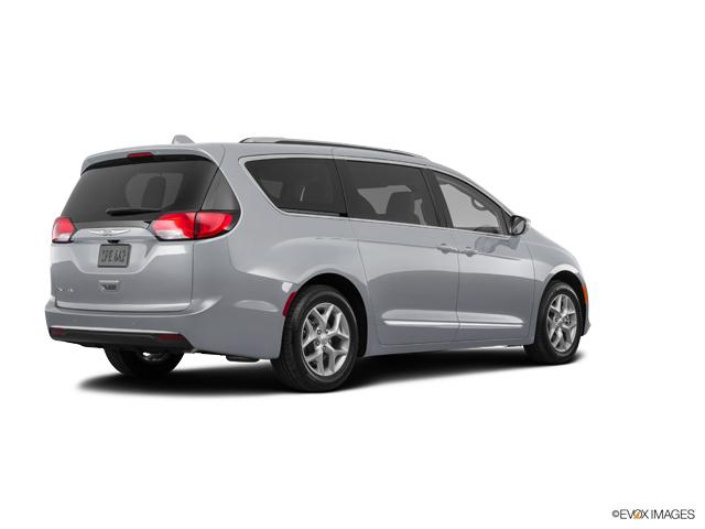 2019 Chrysler Pacifica Vehicle Photo in Kansas City, MO 64114