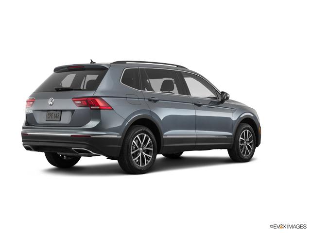 2020 Volkswagen Tiguan Vehicle Photo in Kansas City, MO 64114