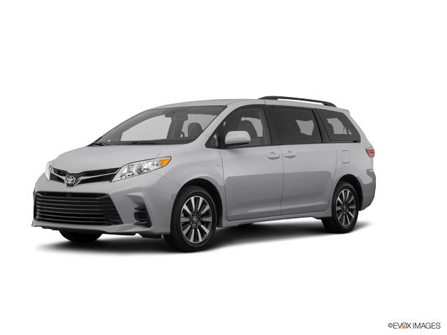 2019 Toyota Sienna Vehicle Photo in Trevose, PA 19053