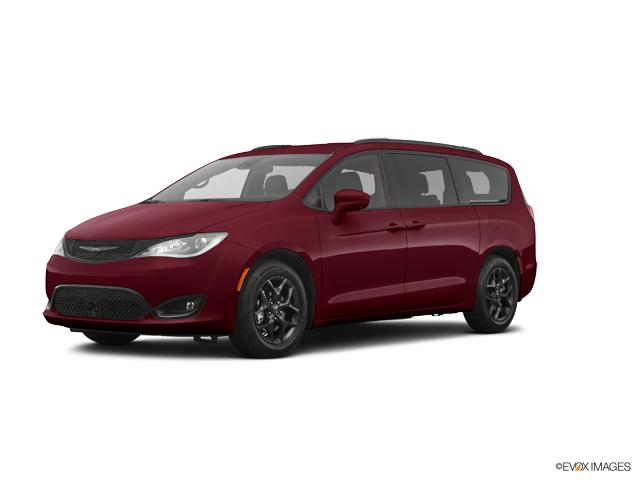 2020 Chrysler Pacifica Vehicle Photo in Lees Summit, MO 64086