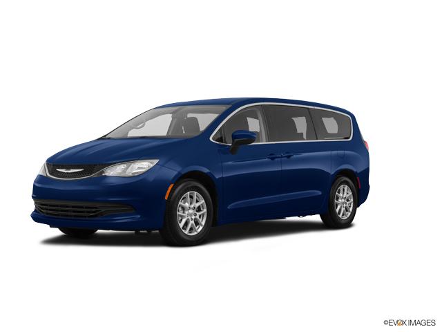 2020 Chrysler Voyager Vehicle Photo in Kansas City, MO 64114